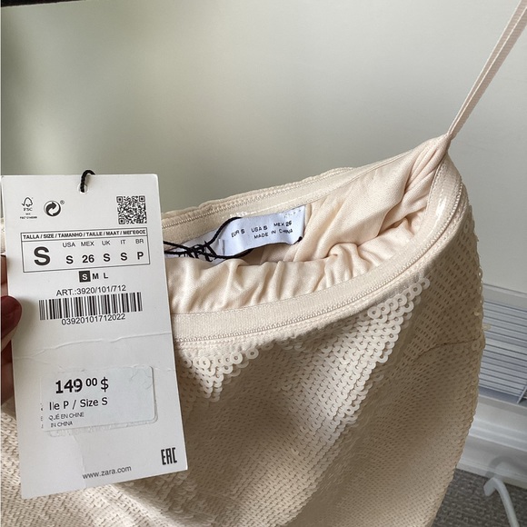 Unworn sequin dress from Zara - Picture 3 of 4